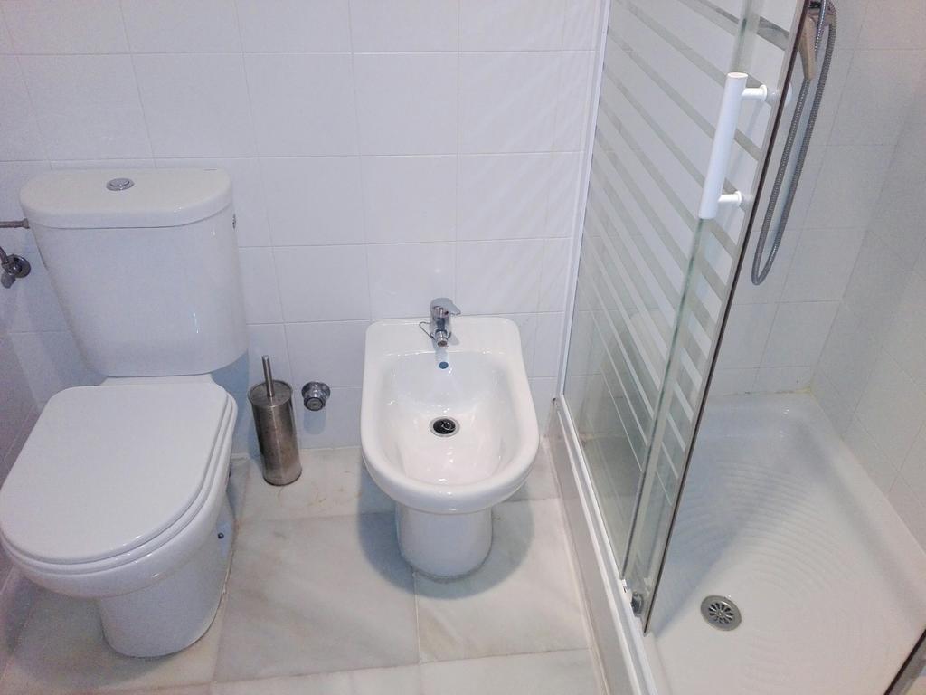 Centrico Apartamento Con Patio Privado Sevilla Eksteriør billede