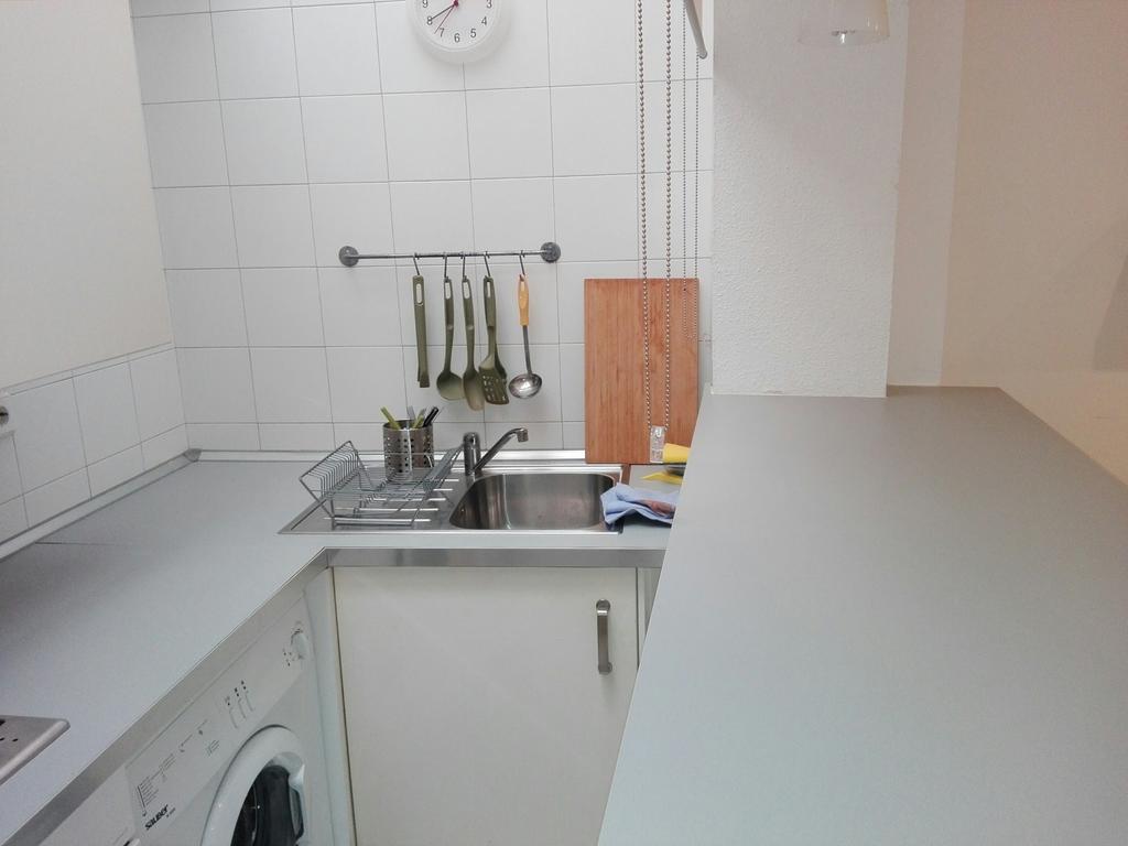 Centrico Apartamento Con Patio Privado Sevilla Eksteriør billede