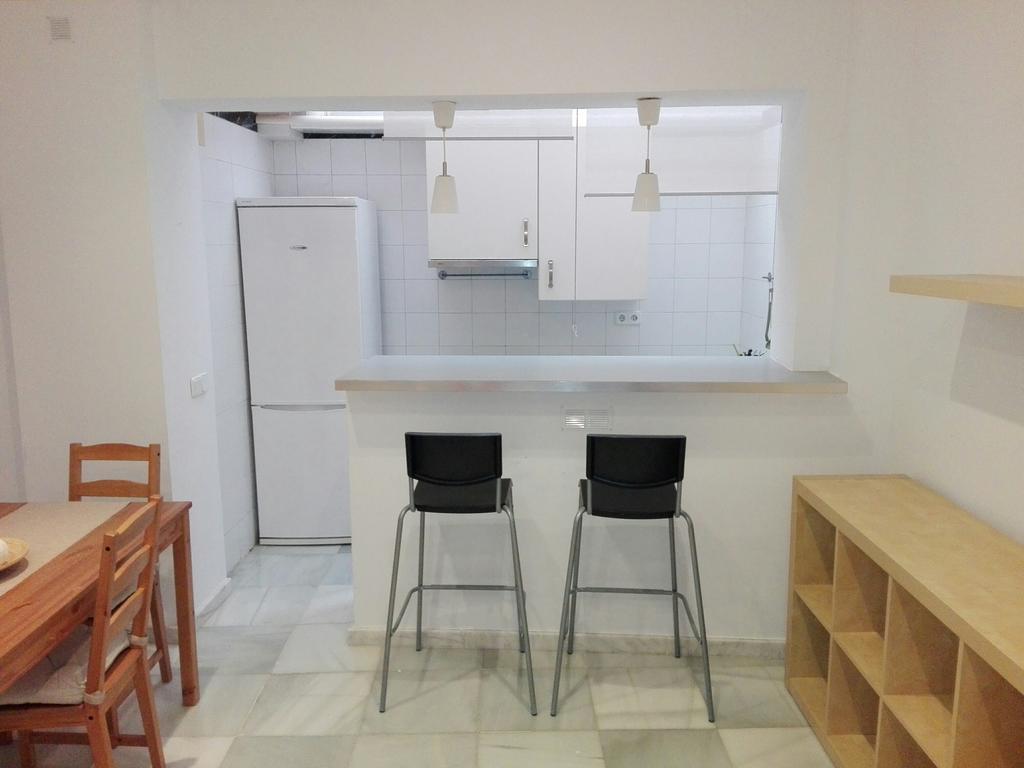 Centrico Apartamento Con Patio Privado Sevilla Eksteriør billede