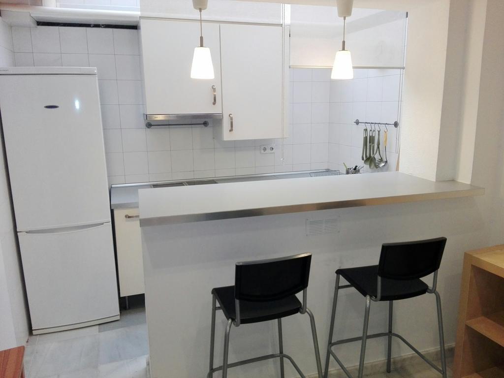 Centrico Apartamento Con Patio Privado Sevilla Eksteriør billede