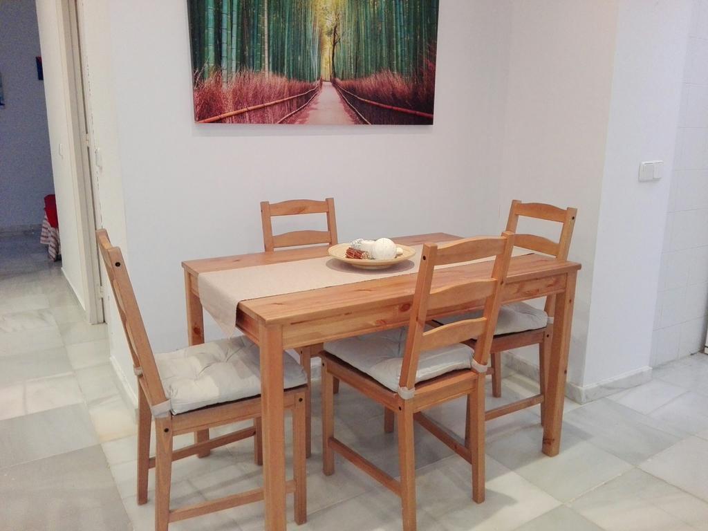 Centrico Apartamento Con Patio Privado Sevilla Eksteriør billede
